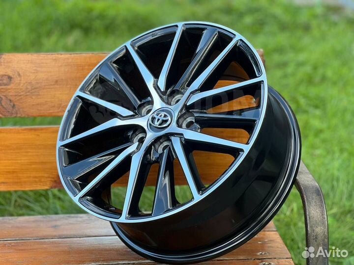 Новые литые диски R18 Toyota
