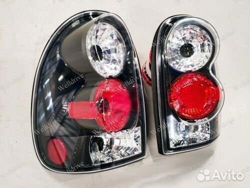 Фонари Chrysler Voyager 3 96-01 черные