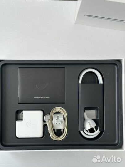 Ноутбук Macbook Pro 13 Retina 2015 i5, SSD 128gb