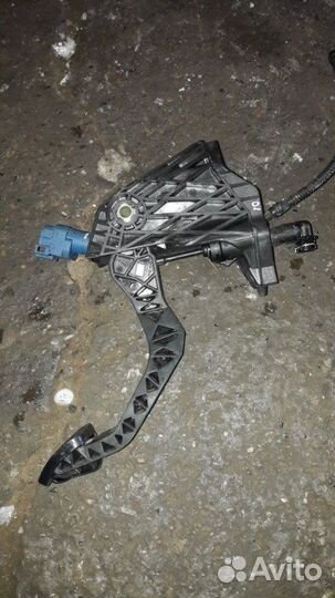 Педаль сцепления Volkswagen Polo cwva 2019