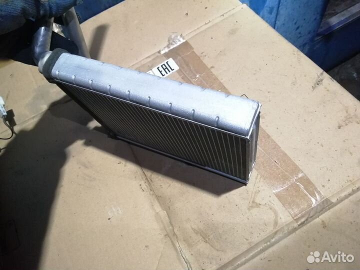 Радиатор отопителя салона Toyota Vitz 90 Yaris