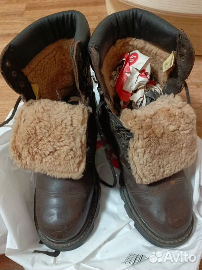 Фирменные,мужские ботинки