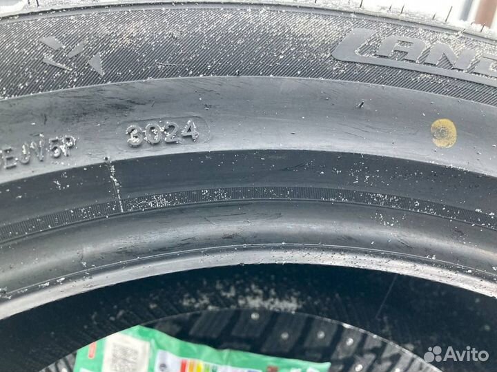 Landspider Arctictraxx 215/55 R18