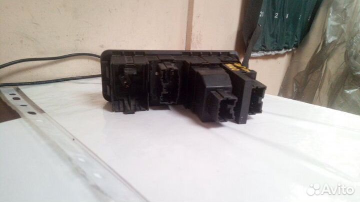 Блок кнопок Mitsubishi Carisma DA 2003