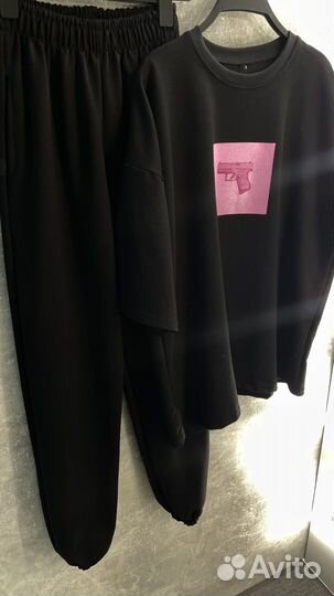 Спортивный костюм женский