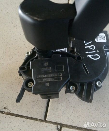 Задний дворник Skoda Rapid 2018г