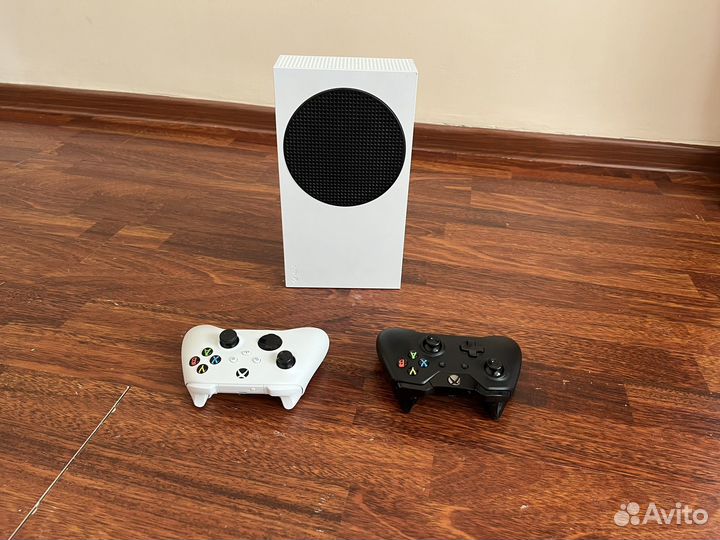 Игровая приставка xbox series s
