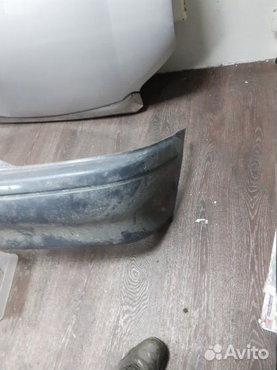 Бампер задний Toyota Starlet