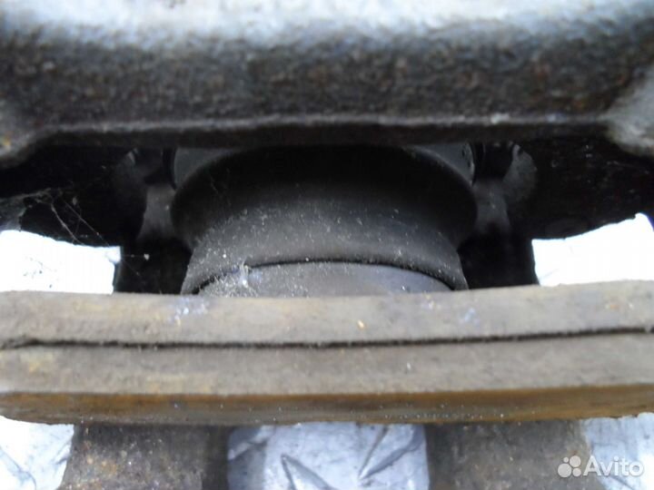 Суппорт задний левый Mercedes GL W164