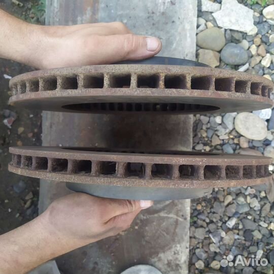 Тормозные диски Toyota оригинал