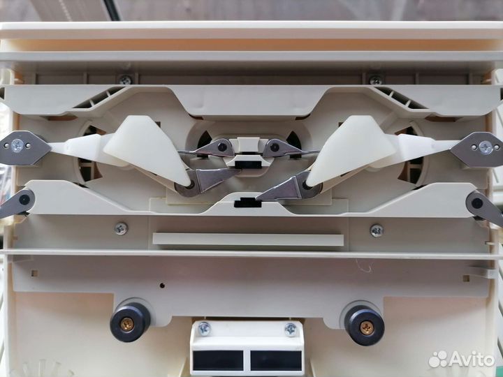 Вязальная машина Silver Reed SK2000 3 класса