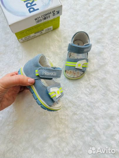 Сандалии 18 р Primigi Италия новые замша