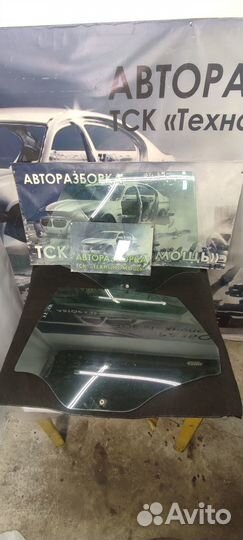 Стекло двери Seat Ibiza