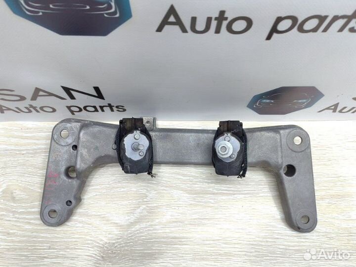 Кронштейн АКПП Bmw 3 F30 N55B30 2013