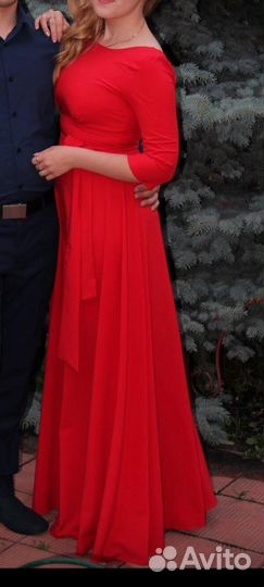 Вечернее платье в пол размер 42