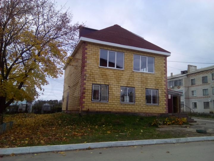 Коттедж 400 м² на участке 4 сот.