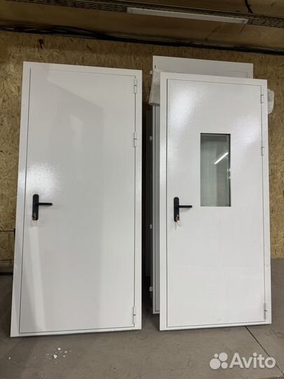 Двери входная противопожарная / техническая серая