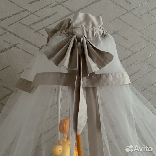 Балдахин и держатель