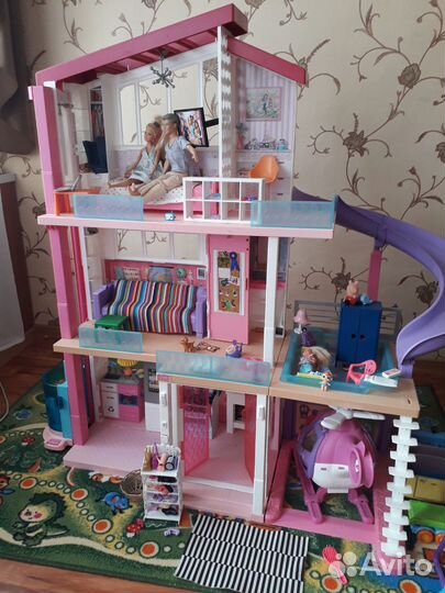 Домик кукольный