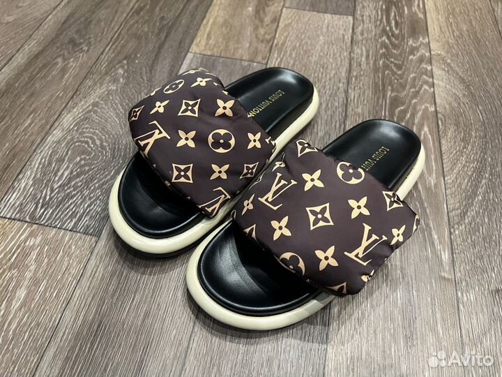 Шлепки louis vuitton