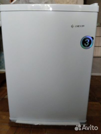 Холодильник компактный dexp RF-SD070MA/W белый