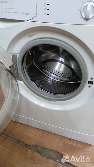 Стиральная машина indesit