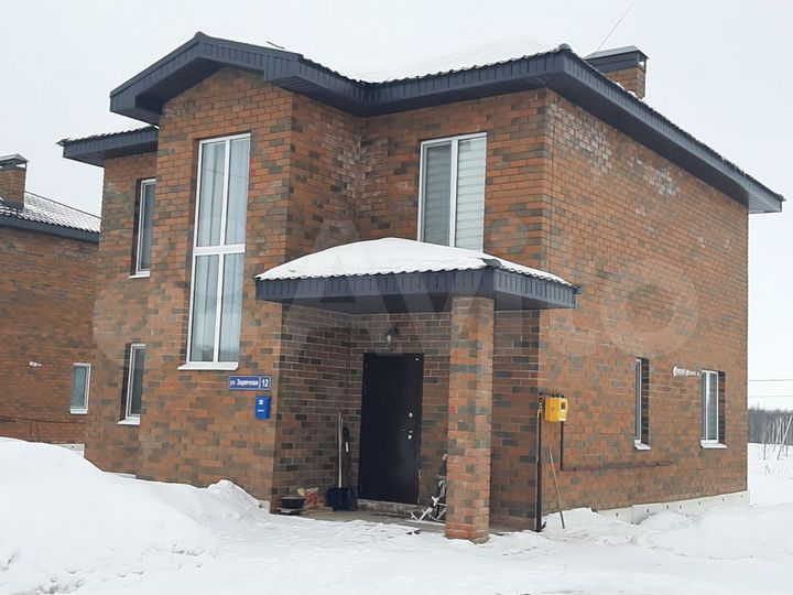 Дом 140 м² на участке 4 сот.