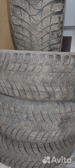 Michelin X-Ice North 3 215/60 R16 99T