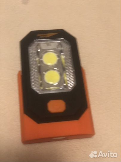 Многофункциональный фонарь Яркий луч