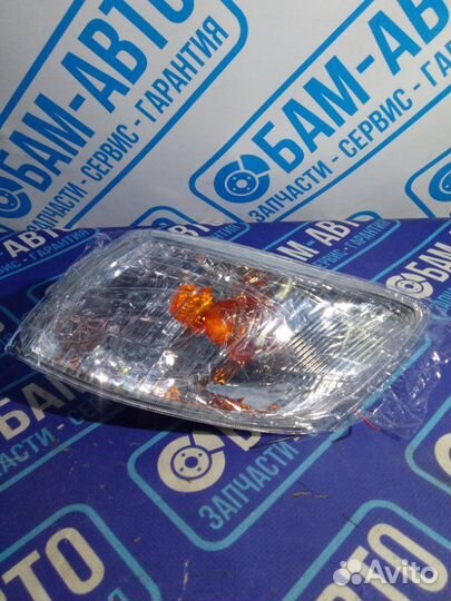 Габарит передний левый Toyota Corona Premio 96-98