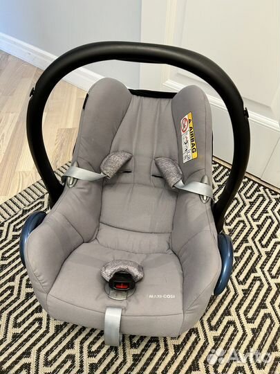 Автолюлька maxi cosi cabriofix