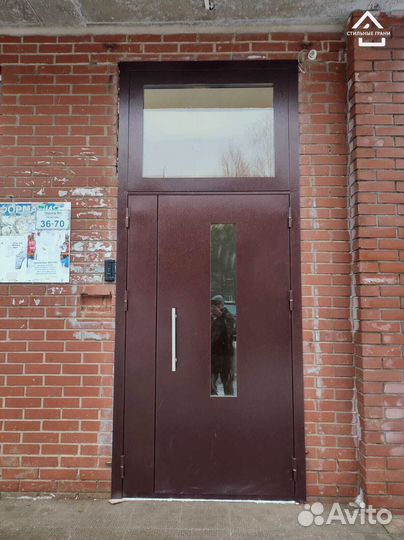 Металлическая дверь в подъезд