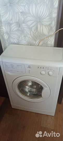 Стиральная машина автомат indesit