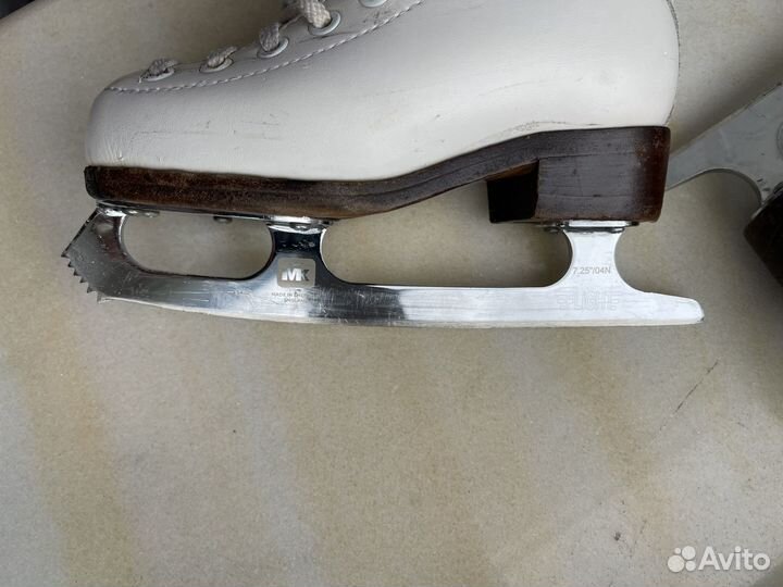 Коньки фигурные детские 27 размер wifa