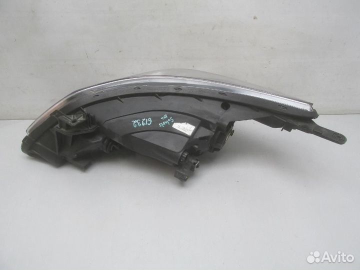 Фара правая Hyundai Solaris