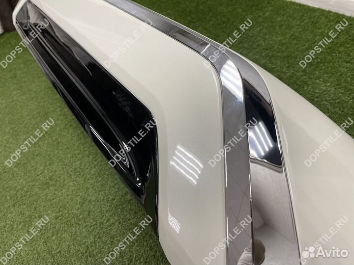 Обвес Executive White Toyota Land Cruiser 200