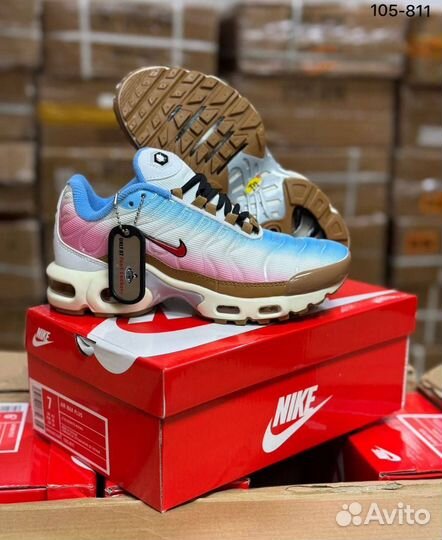 Кроссовки оптом