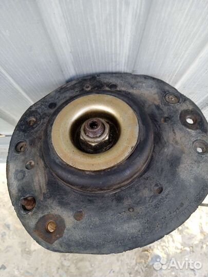 Стойка передняя правая peugeot 206 в сборе