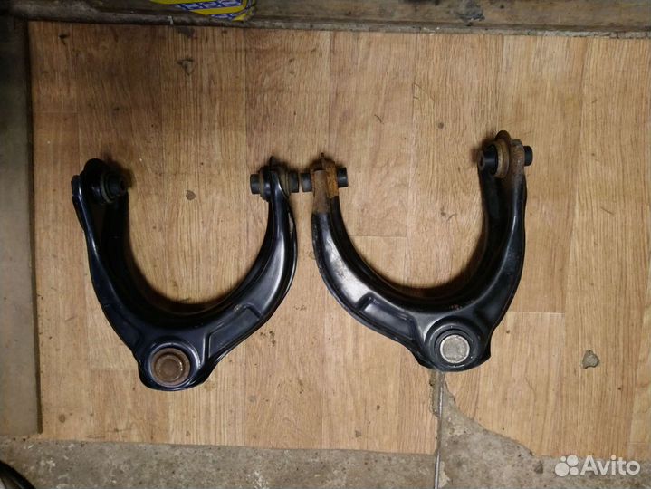 Рычаг передний верхний Аккорд 8