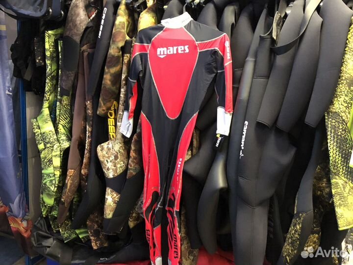 Гидрокостюм