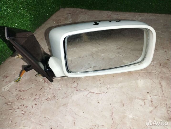 Зеркало боковое правое Mitsubishi Lancer Cedia