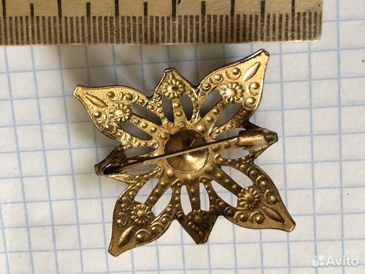 Брошь винтажная чехия