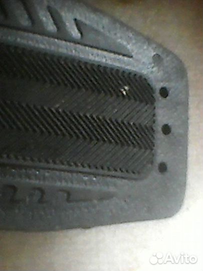 Лыжные ботинки 36 размер, три дырки