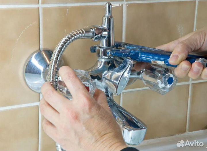 Мастер на час. Повесить люстру, телевизор, карниз