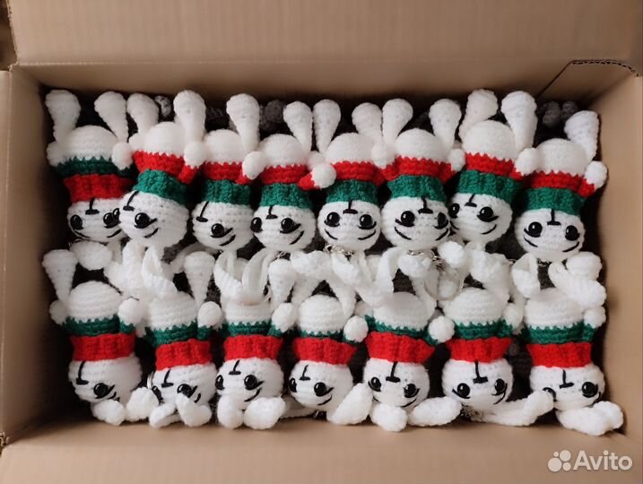 Вязаные игрушки брелки