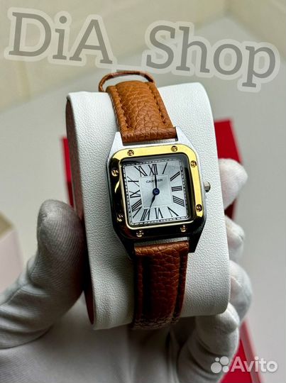 Наручные часы женские Cartier на кожаном ремешке