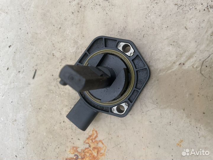 Датчик уровня масла в поддон 6pr00786802