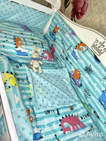 Набор в детскую кроватку, бортики