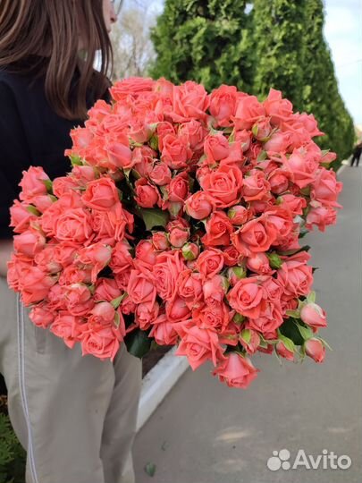 Кустовые розы Букеты с доставкой Армавир