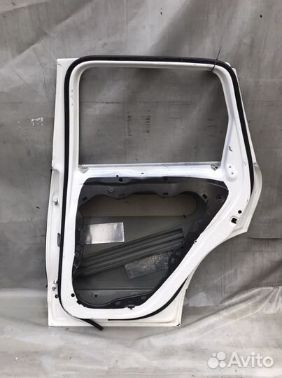 Дверь задняя Volkswagen Touareg 3